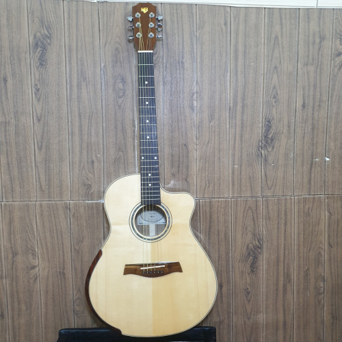 Guitar Acoustic Minh Nguyên A180CB